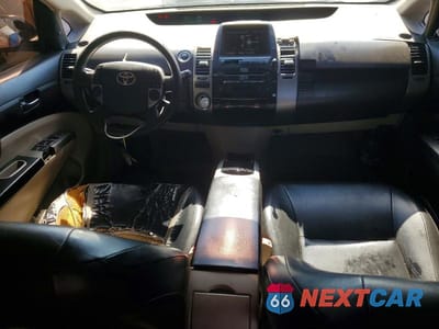 Zdjęcie 8 z 12 samochodu: 2005 TOYOTA PRIUS BASE VIN:JTDKB20U457012586 - miniatura