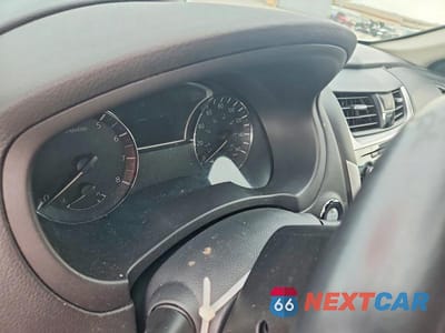 Zdjęcie 9 z 12 samochodu: 2018 NISSAN ALTIMA 2.5 SR VIN:1N4AL3AP9JC271525 - miniatura