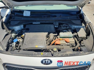 Zdjęcie 11 z 12 samochodu: 2019 KIA NIRO LX VIN:KNDCM3LD8K5252182 - miniatura