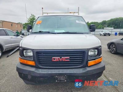 Piąte zdjęcie samochodu w środku: 2017 GMC SAVANA G2500 VIN:1GTW7AFF2H1137860 - miniatura