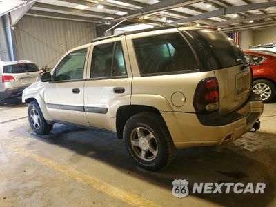 Drugie zdjęcie samochodu z przodu: 2005 CHEVROLET TRAILBLAZER LS VIN:1GNDT13S252334433 - miniatura