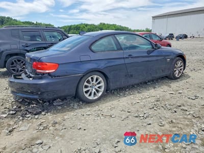 Trzecie zdjęcie samochodu z tyłu: 2009 BMW 328 XI SULEV VIN:WBAWV53529P079592 - miniatura