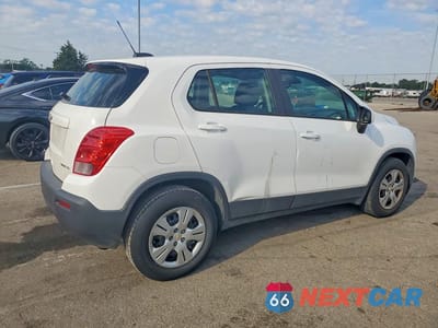 Trzecie zdjęcie samochodu z tyłu: 2016 CHEVROLET TRAX LS VIN:3GNCJKSB9GL280400 - miniatura