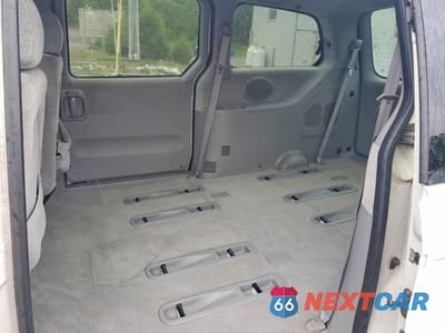 Zdjęcie 11 z 13 samochodu: 2005 KIA SEDONA LX VIN:KNDUP132756679088 - miniatura