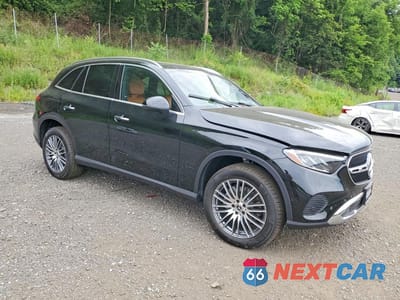 Czwarte zdjęcie samochodu z boku: 2026 MERCEDES-BENZ GLC 300 4MATIC VIN:W1NKM4HB9TF562371 - miniatura