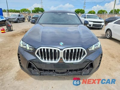Piąte zdjęcie samochodu w środku: 2025 BMW X6 XDRIVE40I VIN:5UX33EX05S9X22911 - miniatura