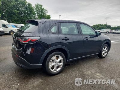 Trzecie zdjęcie samochodu z tyłu: 2025 HONDA HR-V LX VIN:3CZRZ2H31SM717413 - miniatura