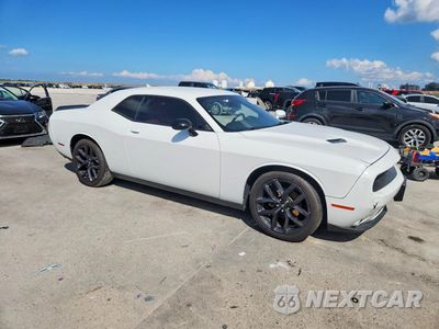Czwarte zdjęcie samochodu z boku: 2021 DODGE CHALLENGER SXT VIN:2C3CDZAG4MH533315 - miniatura