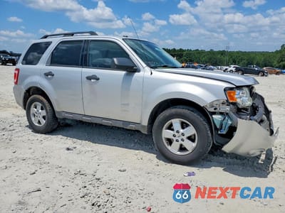 Czwarte zdjęcie samochodu z boku: 2009 FORD ESCAPE XLT VIN:1FMCU03GX9KB01490 - miniatura