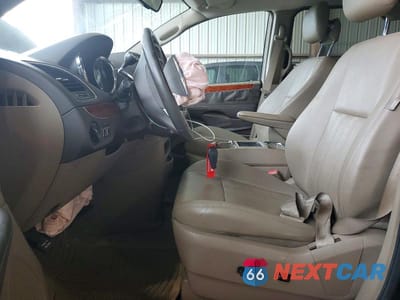 Zdjęcie 7 z 12 samochodu: 2016 CHRYSLER TOWN & COUNTRY TOURING VIN:2C4RC1BG6GR296950 - miniatura