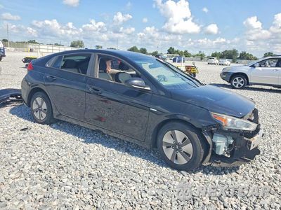 Czwarte zdjęcie samochodu z boku: 2019 HYUNDAI IONIQ BLUE VIN:KMHC65LCXKU123956 - miniatura