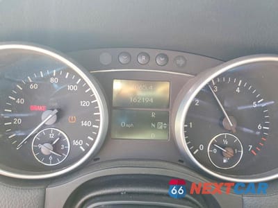 Zdjęcie 9 z 12 samochodu: 2007 MERCEDES-BENZ GL 450 4MATIC VIN:4JGBF71E07A251031 - miniatura