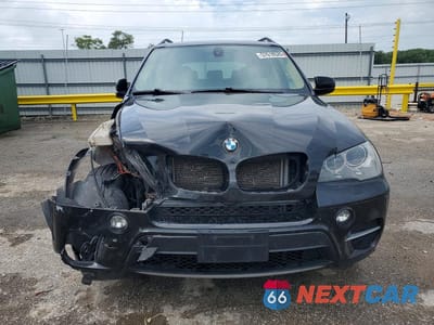 Piąte zdjęcie samochodu w środku: 2013 BMW X5 XDRIVE35I VIN:5UXZV4C51D0B06925 - miniatura
