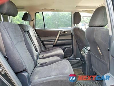 Zdjęcie 10 z 13 samochodu: 2008 TOYOTA HIGHLANDER SPORT VIN:JTEES43A982109595 - miniatura