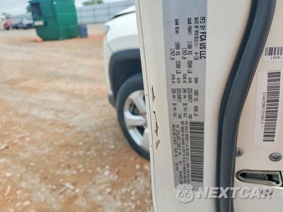 Zdjęcie 13 z 13 samochodu: 2018 JEEP COMPASS LATITUDE VIN:3C4NJDBB7JT399213 - miniatura