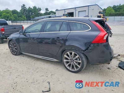 Drugie zdjęcie samochodu z przodu: 2015 VOLVO V60 PREMIER VIN:YV126MEB5F1188679 - miniatura
