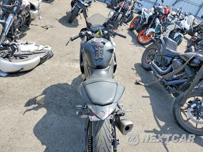 Zdjęcie 6 z 9 samochodu: 2017 YAMAHA YZFR3 VIN:MH3RH06Y0HK015452 - miniatura