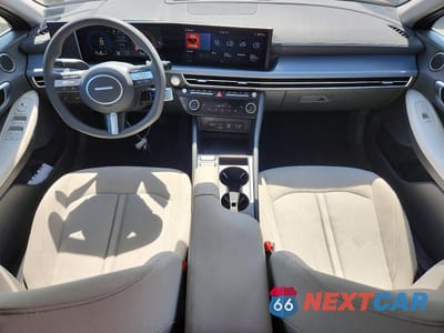 Zdjęcie 8 z 13 samochodu: 2025 HYUNDAI SONATA SEL VIN:KMHL64JA1SA505628 - miniatura