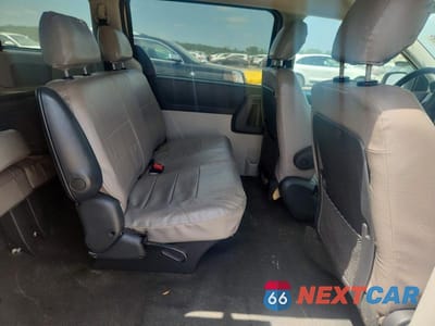 Zdjęcie 11 z 14 samochodu: 2009 DODGE GRAND CARAVAN LE VIN:2D8HN44E59R645104 - miniatura