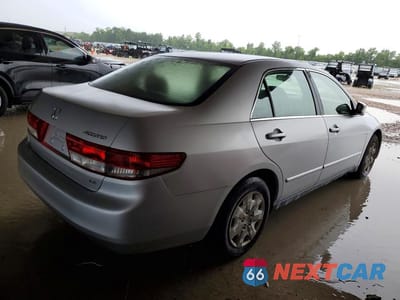 Trzecie zdjęcie samochodu z tyłu: 2003 HONDA ACCORD LX VIN:JHMCM56413C085540 - miniatura