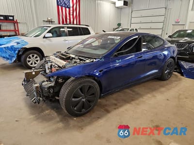 2022 TESLA MODEL S 5YJSA1E51NF476833 - główne zdjęcie licytacji z USA - miniatura