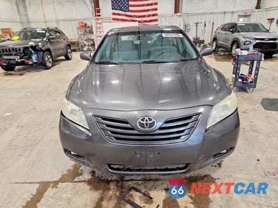 Piąte zdjęcie samochodu w środku: 2007 TOYOTA CAMRY LE VIN:4T1BE46K77U642739 - miniatura