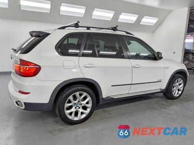 Trzecie zdjęcie samochodu z tyłu: 2012 BMW X5 XDRIVE35I VIN:5UXZV4C5XCL766455 - miniatura
