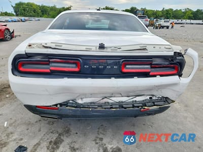 Zdjęcie 6 z 12 samochodu: 2019 DODGE CHALLENGER SXT VIN:2C3CDZAG7KH751780 - miniatura