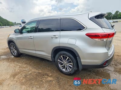 Drugie zdjęcie samochodu z przodu: 2017 TOYOTA HIGHLANDER XLE VIN:5TDKZRFH0HS514228 - miniatura