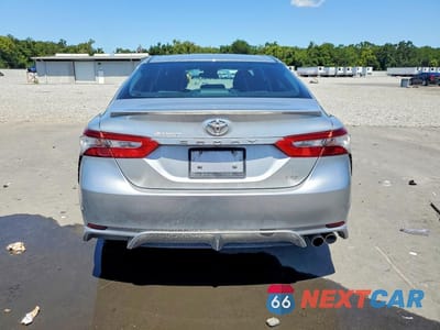 Zdjęcie 6 z 12 samochodu: 2018 TOYOTA CAMRY SE VIN:4T1B11HKXJU029254 - miniatura