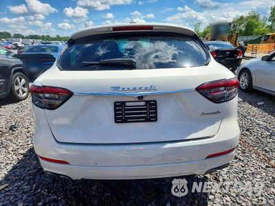 Zdjęcie 6 z 14 samochodu: 2022 MASERATI LEVANTE BASE VIN:ZN661XUA9NX388684 - miniatura