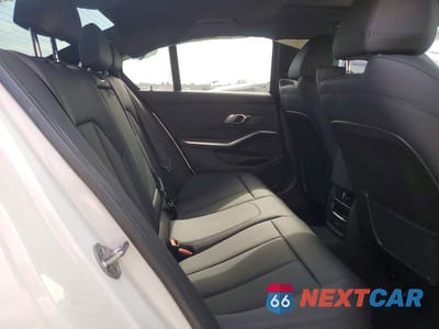 Zdjęcie 10 z 12 samochodu: 2021 BMW 330I VIN:3MW5R1J08M8C13562 - miniatura