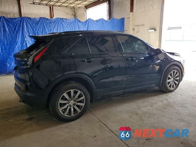 Trzecie zdjęcie samochodu z tyłu: 2023 CADILLAC XT4 SPORT VIN:1GYFZFR41PF206597 - miniatura