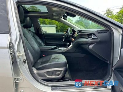 Zdjęcie 7 z 10 samochodu: 2019 TOYOTA CAMRY XSE VIN:4T1B61HK2KU279395 - miniatura
