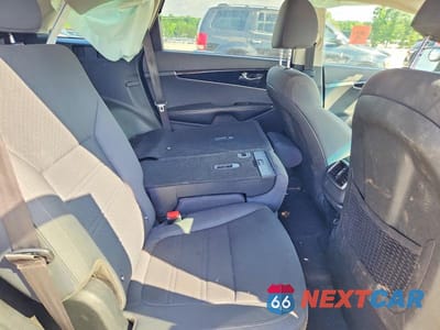 Zdjęcie 11 z 13 samochodu: 2020 KIA SORENTO L VIN:5XYPG4A34LG663046 - miniatura