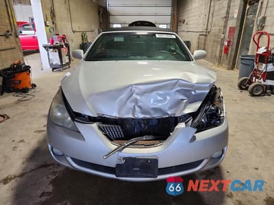 Piąte zdjęcie samochodu w środku: 2005 TOYOTA CAMRY SOLARA SLE V6 VIN:4T1FA38P85U051333 - miniatura