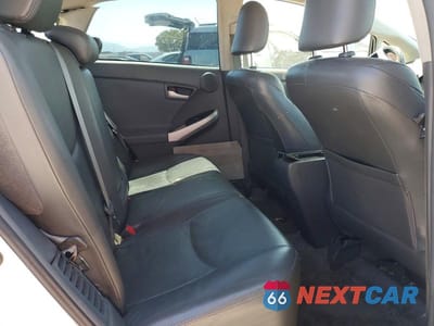 Zdjęcie 10 z 13 samochodu: 2011 TOYOTA PRIUS FOUR VIN:JTDKN3DU3B0257133 - miniatura