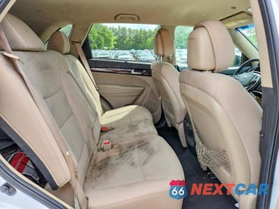 Zdjęcie 11 z 13 samochodu: 2014 KIA SORENTO VIN:5XYKTCA6XEG531079 - miniatura