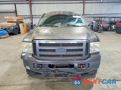 Piąte zdjęcie samochodu w środku: 2006 FORD F250 SUPER DUTY VIN:1FTSW21576EC71937 - miniatura