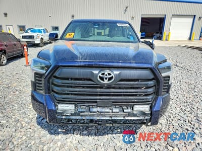 Piąte zdjęcie samochodu w środku: 2025 TOYOTA TUNDRA DOUBLE CAB SR5 VIN:5TFLA5GD9SX003828 - miniatura
