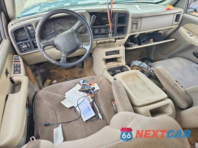 Zdjęcie 8 z 13 samochodu: 2002 GMC YUKON VIN:1GKEC13Z92R196410 - miniatura