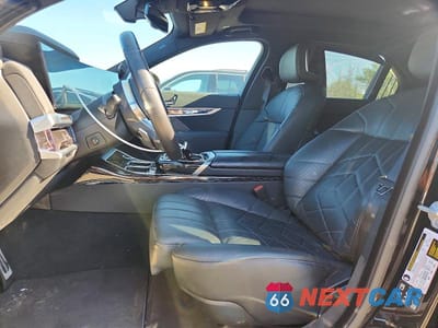 Zdjęcie 7 z 12 samochodu: 2024 BMW 740 XI VIN:WBA33EH04RCT04513 - miniatura