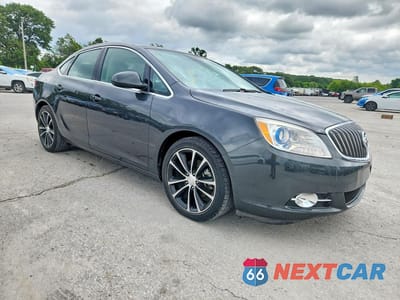 Czwarte zdjęcie samochodu z boku: 2017 BUICK VERANO SPORT TOURING VIN:1G4PR5SK7H4105120 - miniatura