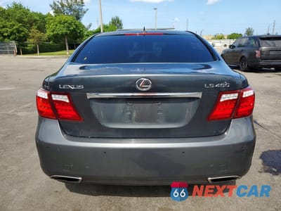 Zdjęcie 6 z 12 samochodu: 2009 LEXUS LS 460 VIN:JTHBL46FX95086497 - miniatura