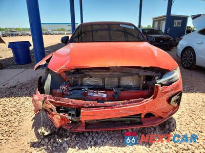 Piąte zdjęcie samochodu w środku: 2019 VOLVO S60 T6 R-DESIGN VIN:7JRA22TM0KG000620 - miniatura