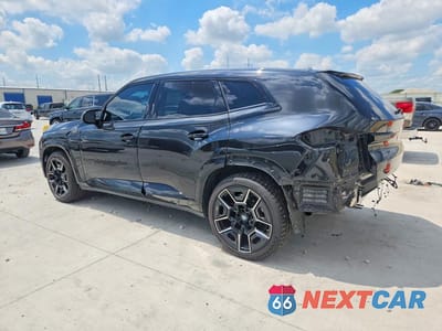 Drugie zdjęcie samochodu z przodu: 2023 BMW XM VIN:5YM23CS05P9S47414 - miniatura