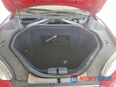 Zdjęcie 11 z 12 samochodu: 2013 TESLA MODEL S VIN:5YJSA1CNXDFP12929 - miniatura