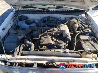 Zdjęcie 11 z 13 samochodu: 2001 TOYOTA TACOMA BASE VIN:5TENL42N31Z876530 - miniatura