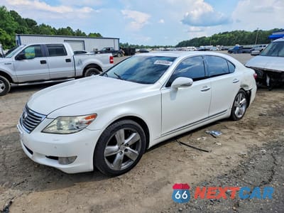 2011 LEXUS LS 460 JTHBL5EF3B5103492 - główne zdjęcie licytacji z USA - miniatura