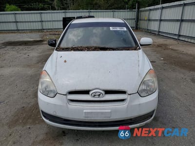 Piąte zdjęcie samochodu w środku: 2011 HYUNDAI ACCENT GL VIN:KMHCM3AC1BU186571 - miniatura
